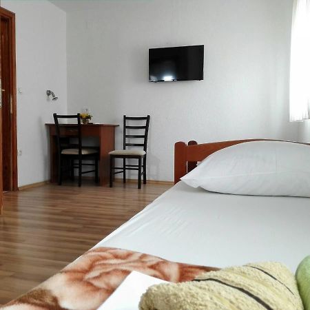 Pansion Crnjac Hotel Medjugorje Exterior photo